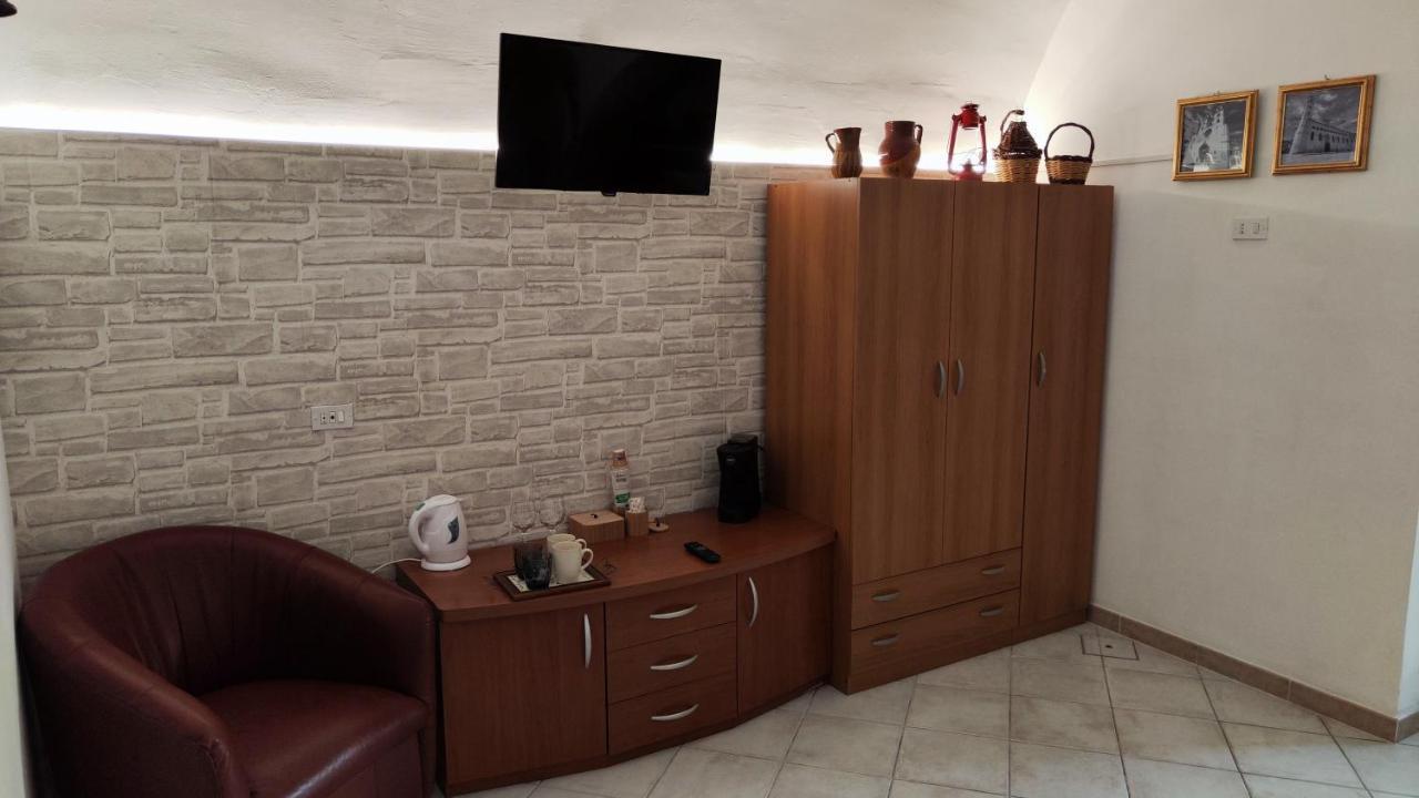 La Locanda Di Nonno Paolo Altamura Bagian luar foto